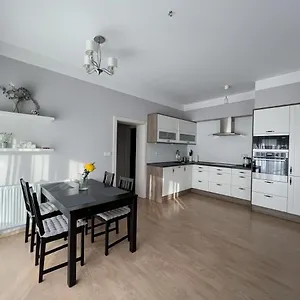 https://apartma-alexandra.marianskelaznehotels.net